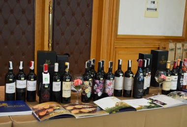 Rượu Vang và Sức khỏe: Sự thật về lợi ích và những điều cần lưu ý