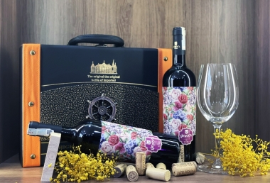 Vì sao lại chọn rượu vang Tây Ban Nha cao cấp làm quà biếu?